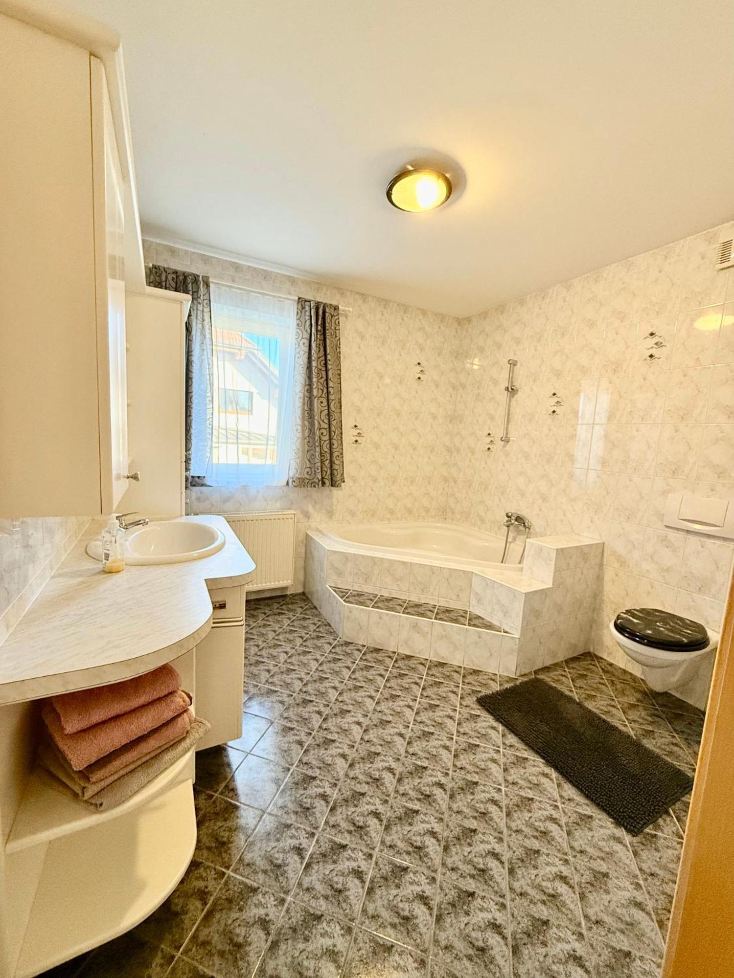 Ferienwohnung Kathrin Mariahof Екстериор снимка